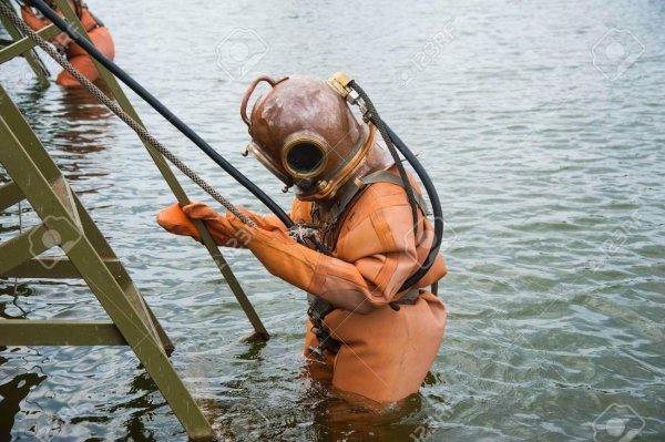 водолазный шлем гкс3м