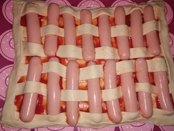 плетенка с сосисками