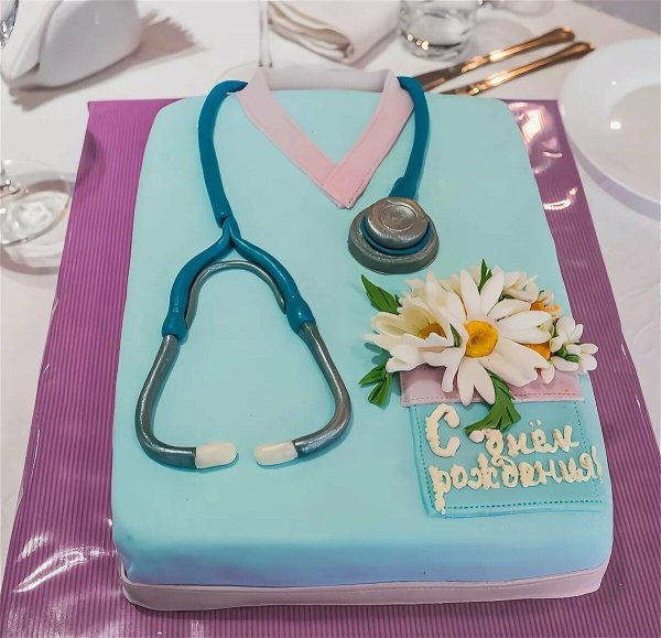 торт на день медицинского работника
