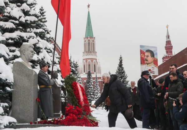 могила иосифа сталина