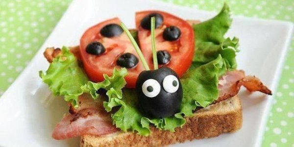 бутерброд божья коровка