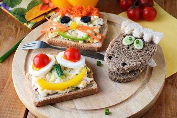 завтрак бутерброды