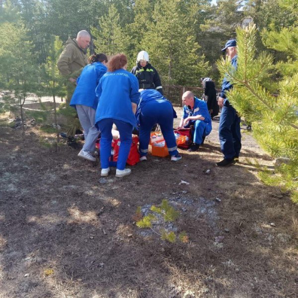 сотрудники скорой помощи