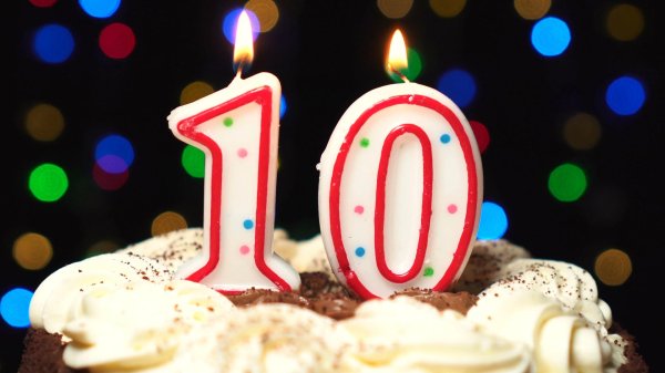 торт со свечами