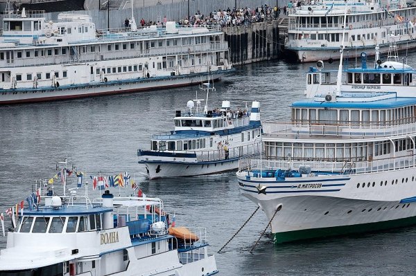 парад судов красноярск 2022