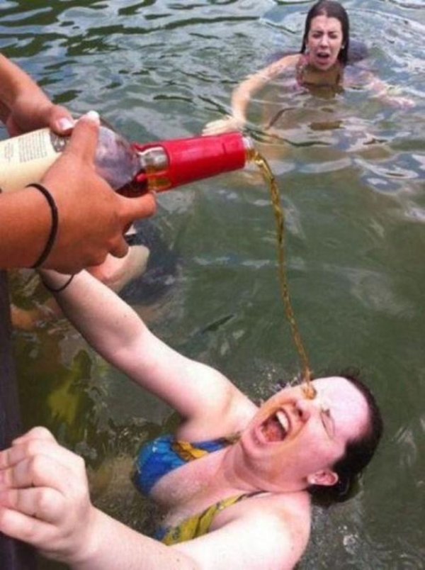 пьяна девушка