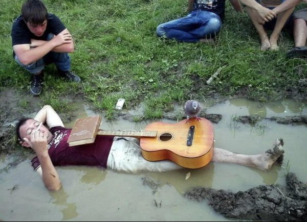 типичный гитарист