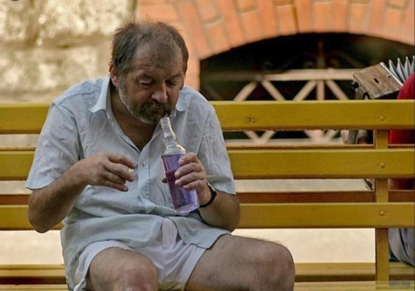 спившийся человек