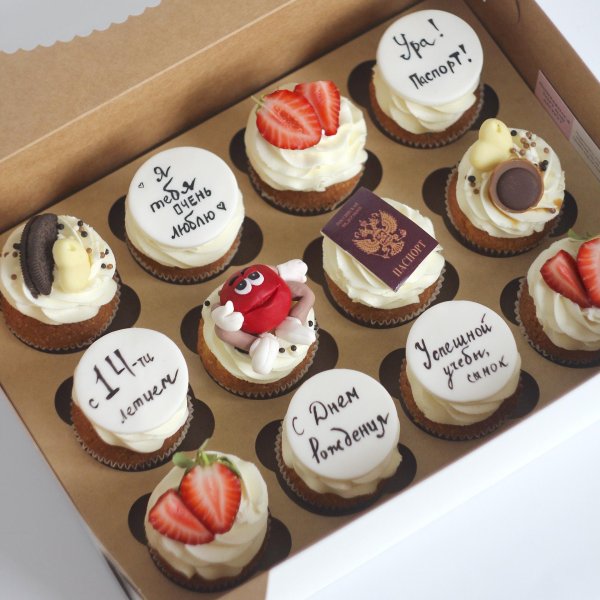именные капкейки
