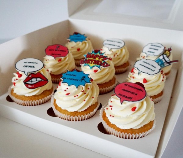 капкейки с надписью