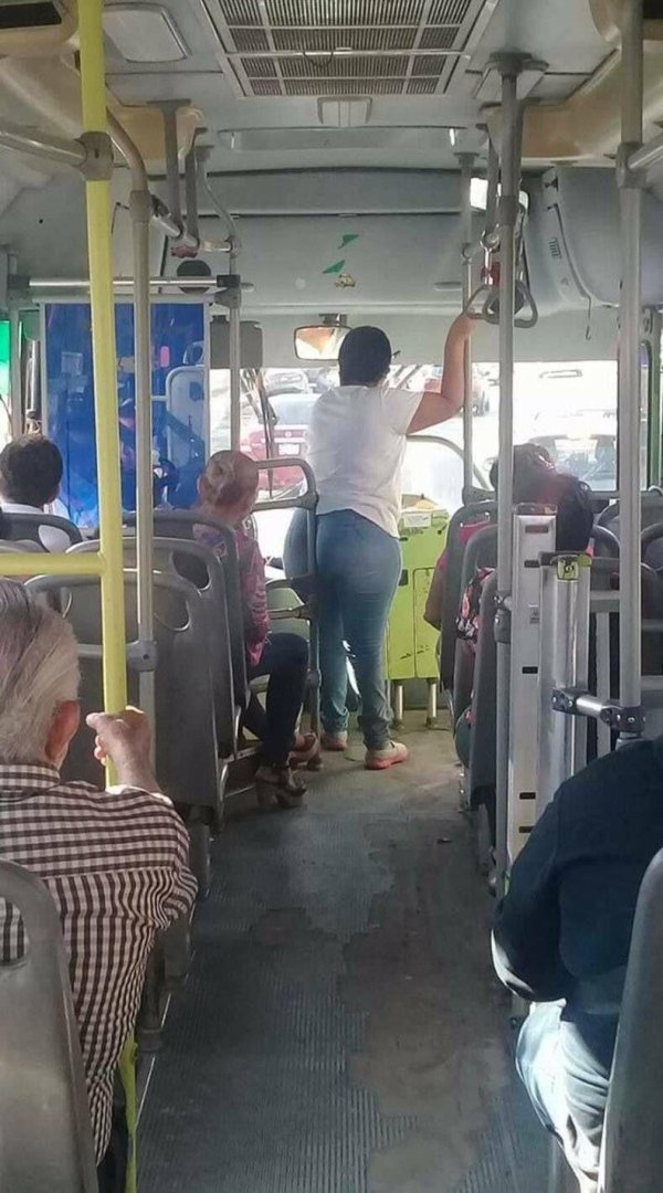 автобус смешной