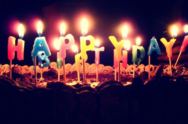 торт со свечами