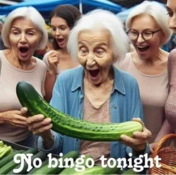 бабка с огурцами