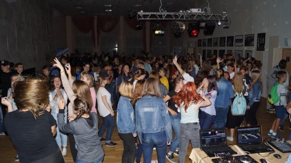 на дискотеке