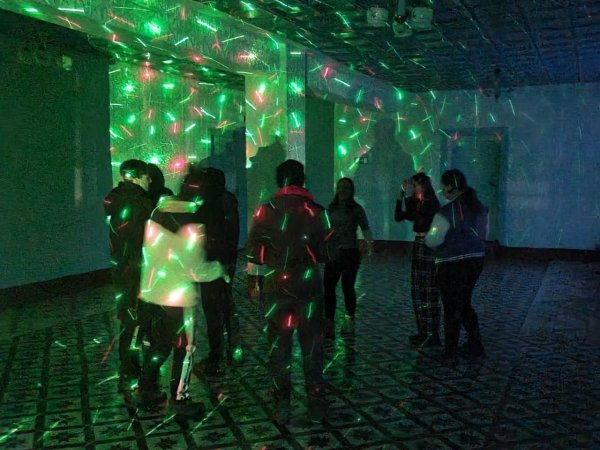 молодежная дискотека