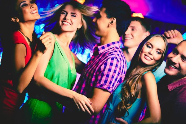 на дискотеке