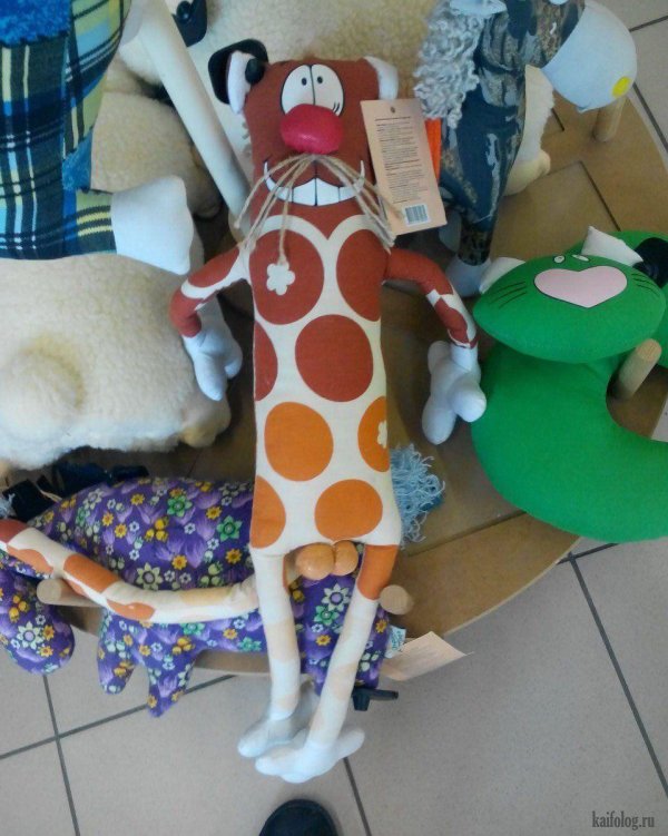 игрушки смешные