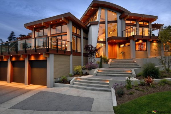 special features house