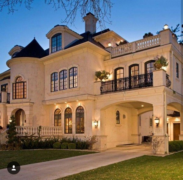 роскошный особняк