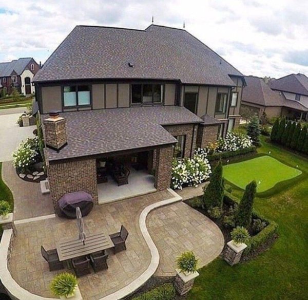 красивые коттеджи