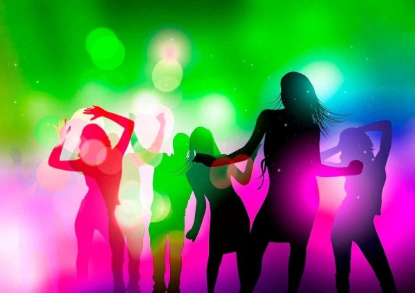 вечеринка танцуем