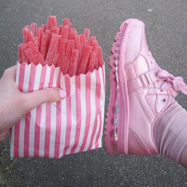 розовые продукты