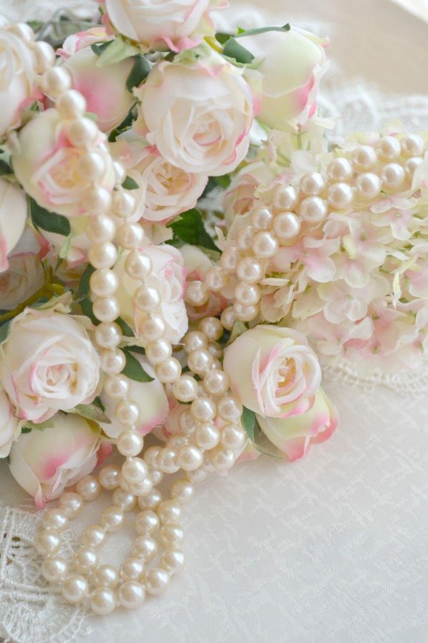 жемчуг розовый