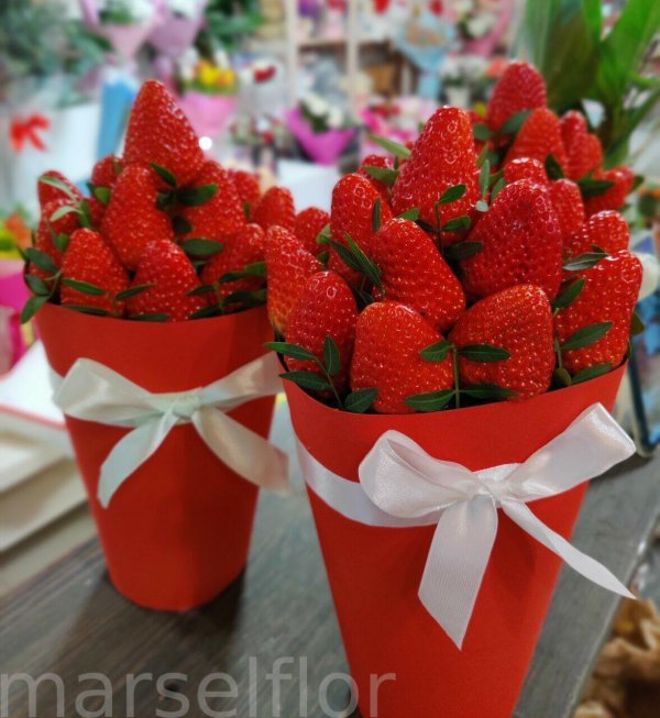 клубничные букеты