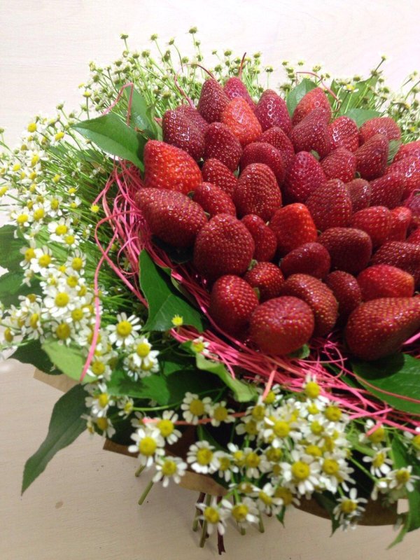 земляника садовая