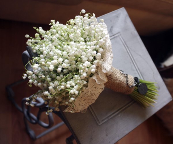 букет невесты из ландышей