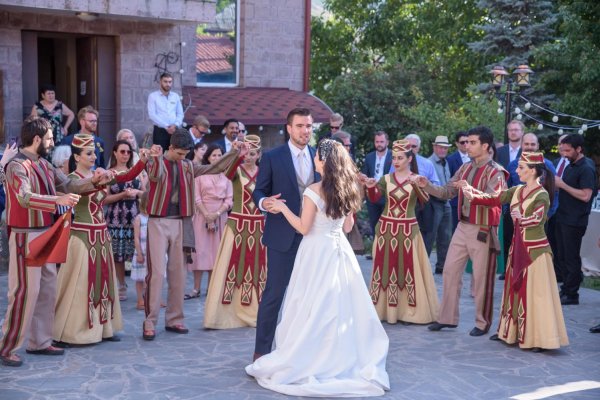 танец невесты на армянской свадьбе
