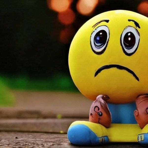 грустно смайлик