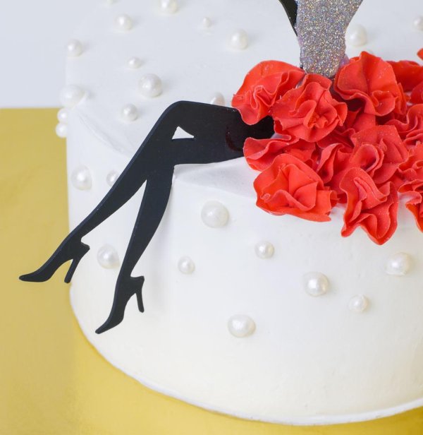 торт девушка