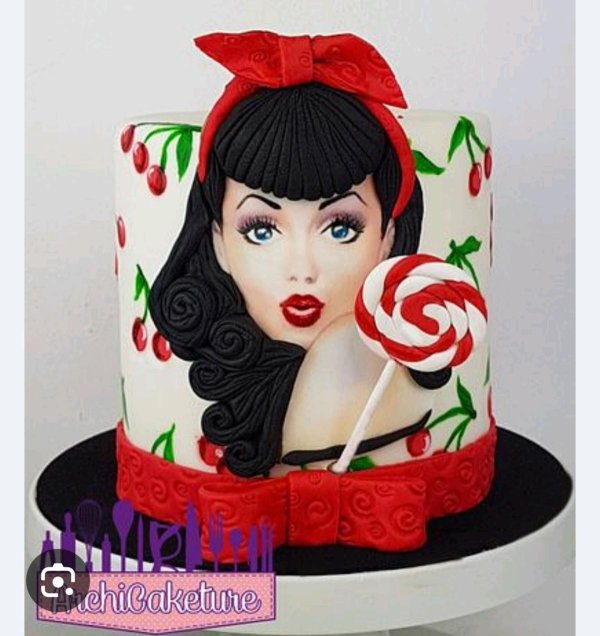 торт с девушкой