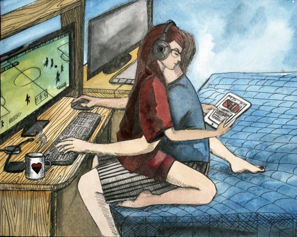 Девушка за компьютером