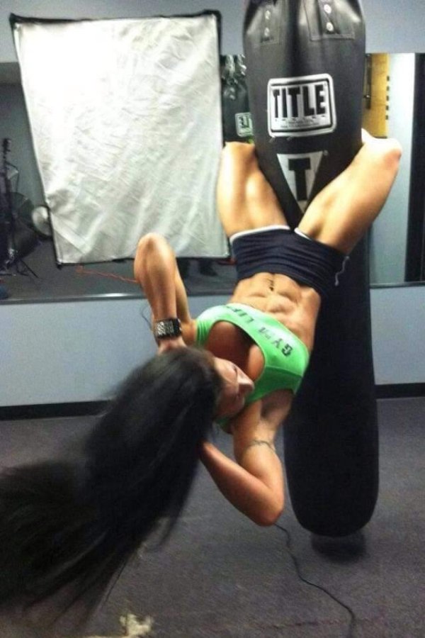 девушки на фитнесе