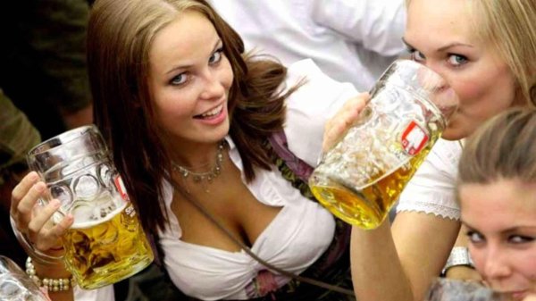 девушки октоберфест
