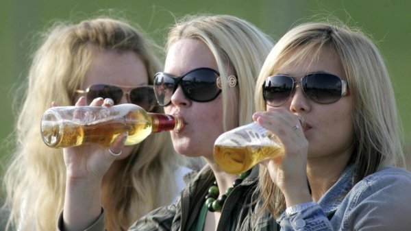 распитие алкоголя