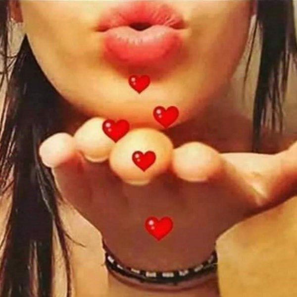 воздушнее поцелуя