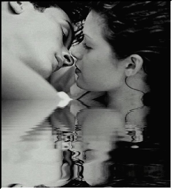 нежные поцелуи