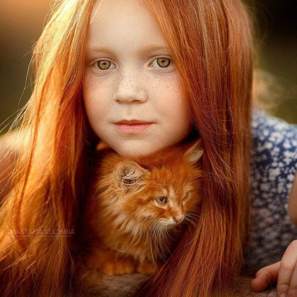 рыжая девочка