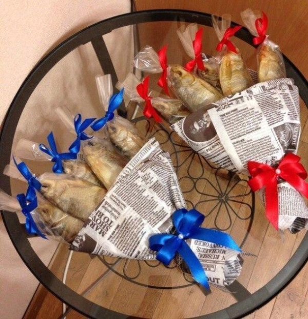 букет из сушеной рыбы