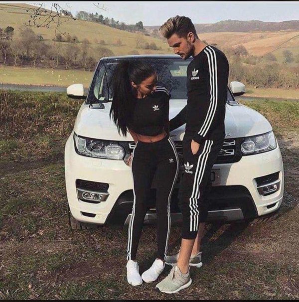 спортивный костюмы