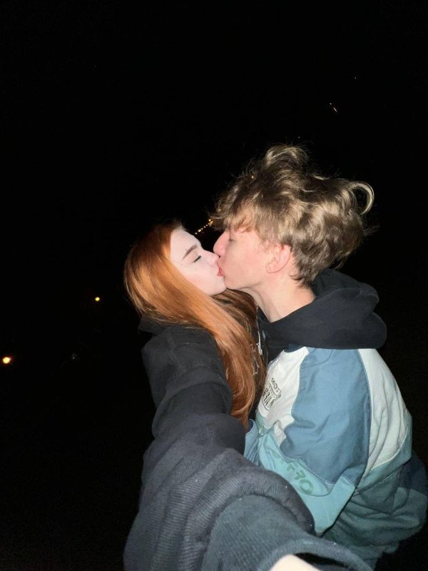 подростковая пара