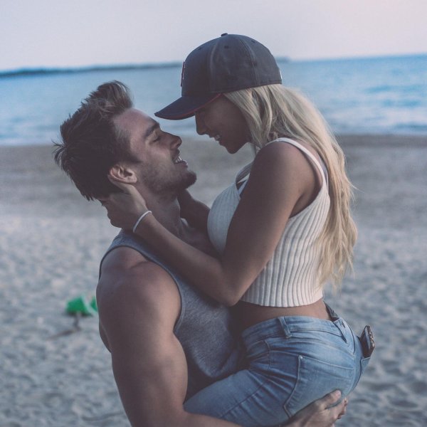 влюбленная пара