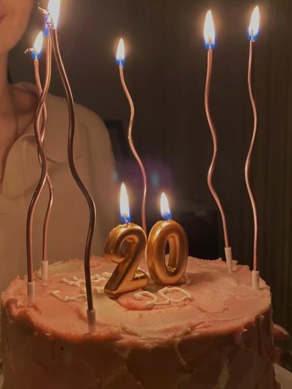 торт со свечами