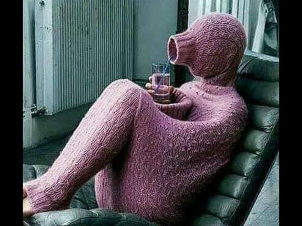 странные вязаные вещи