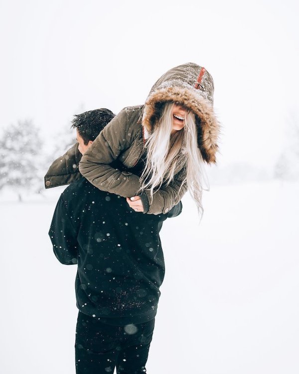 идеи зимних фотосессий для пары