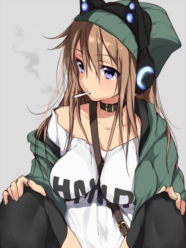 девушка с наушниками