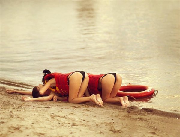 искусственное дыхание прикол